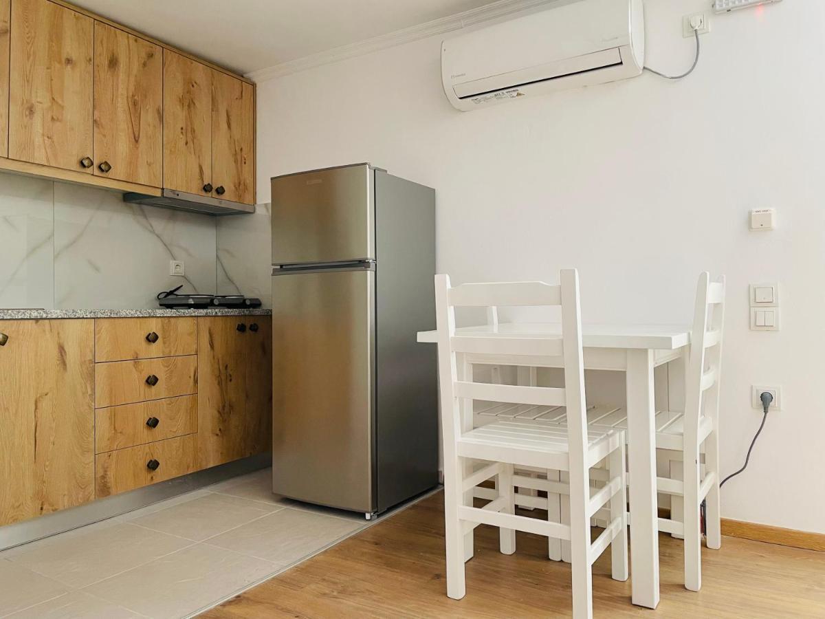 Mpolanos Guesthouse Himara Zewnętrze zdjęcie