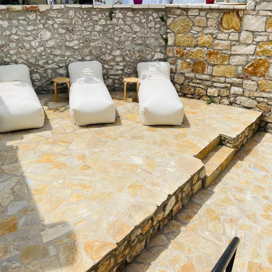 Mpolanos Guesthouse Himara Zewnętrze zdjęcie